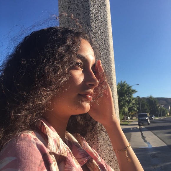 Meet your Posher, Maduna - Picture 3 of 6